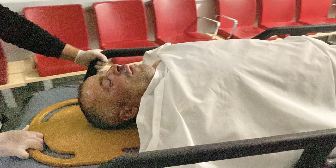 Parkta dehşet! 8 yerinden bıçaklandı