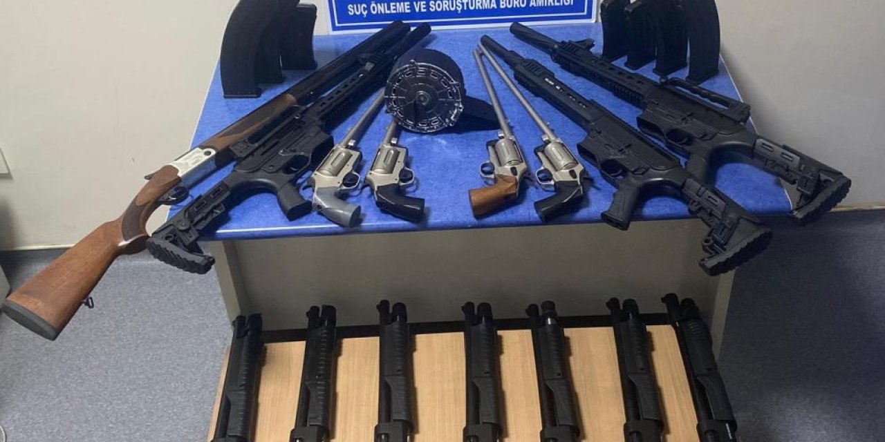 Konya’da kargo ile silah satışına polis baskını