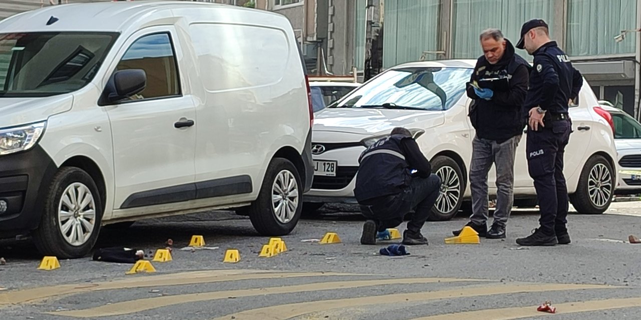 15 kurşunluk dehşet! Sokak ortasında kadın cinayeti