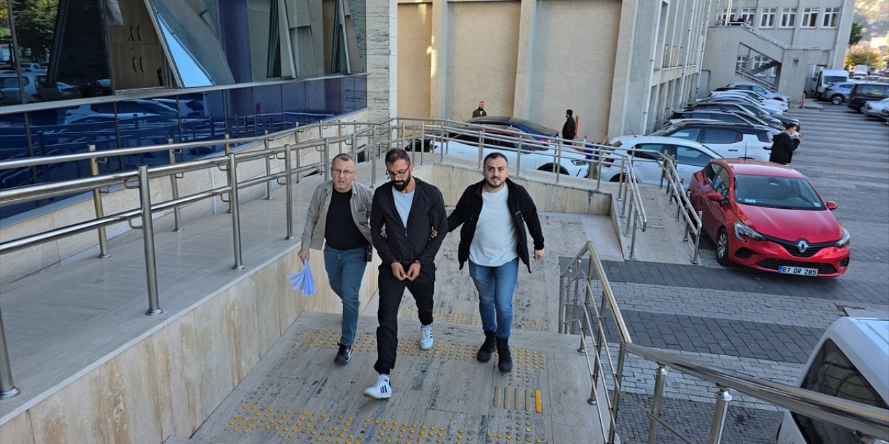 Oto galeriye silahlı saldırı