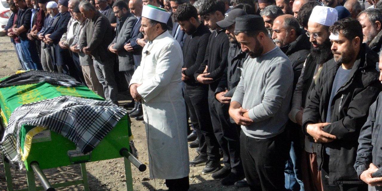 Berlin'deki patlamada hayatını kaybeden Fadime Gül toprağa verildi