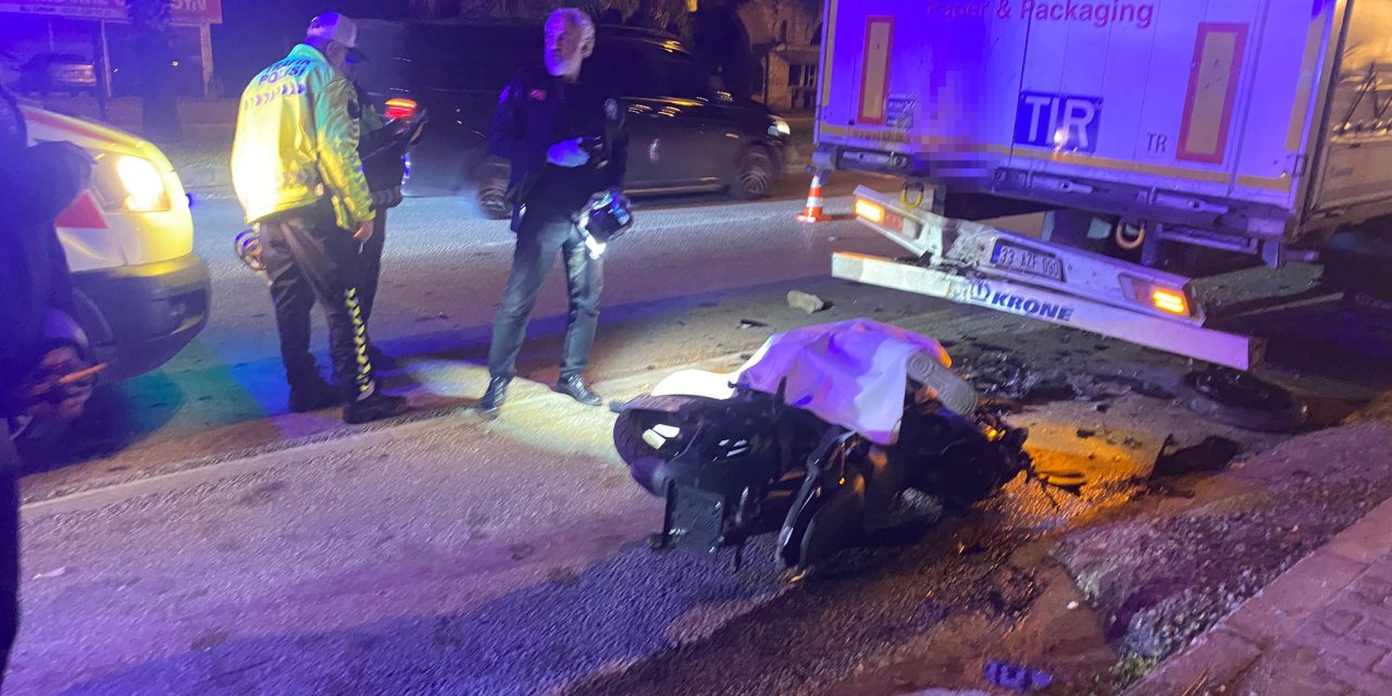 TIR kazasında bir genç yaşamını yitirdi