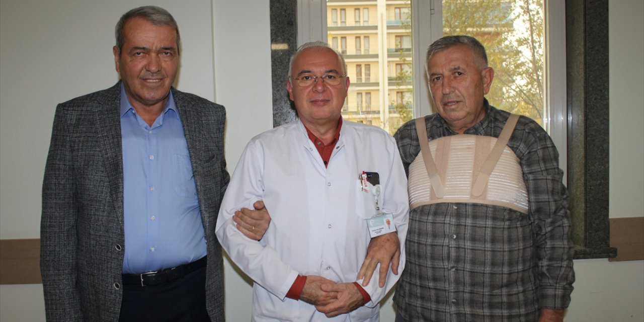 Konya’da kardeşi için gittiği hastanede ameliyat olup çıktı