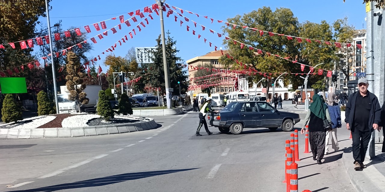Kadın polis, mesleğinde cinsiyetin değil görev bilincinin önemini gösterdi