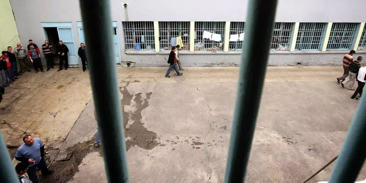 Cezaevindeki baba, açık görüşte 4 yaşındaki kızını öldüresiye dövdü