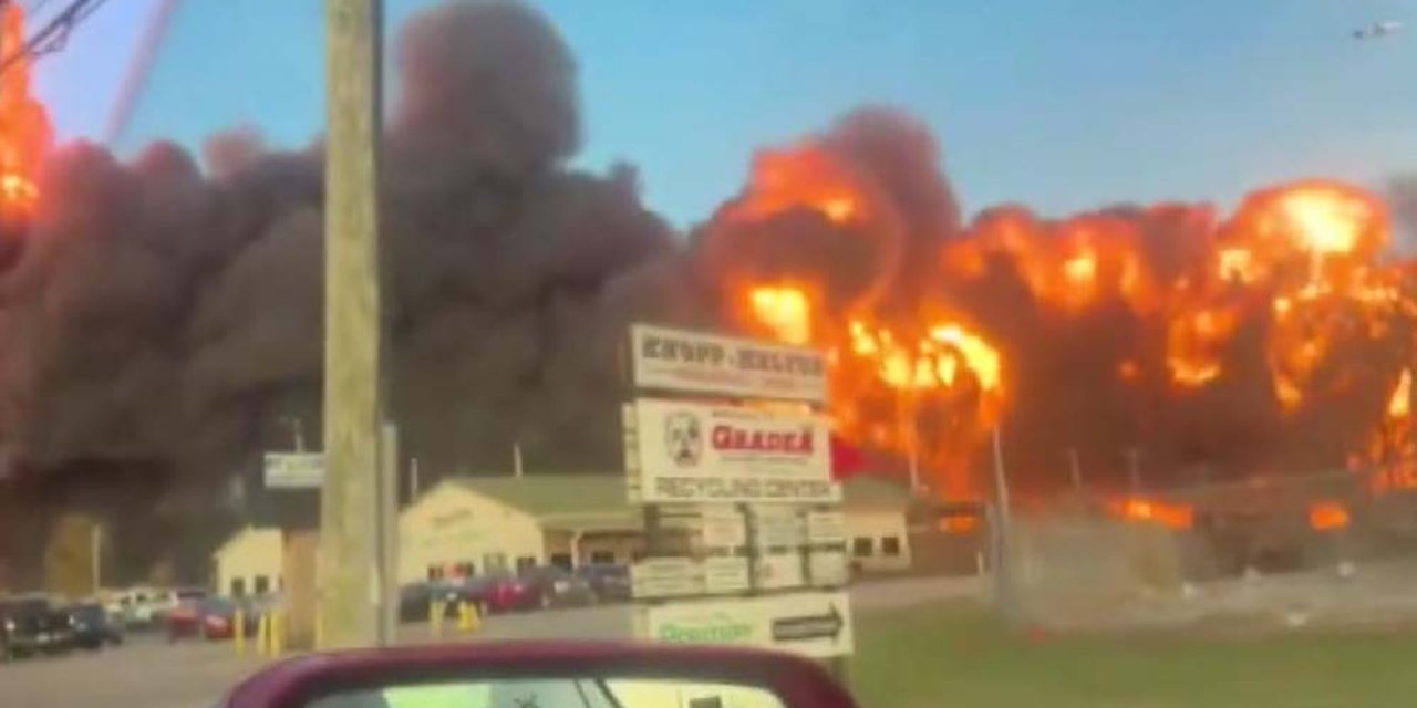 Kargo uçağı düştü: 7 ölü, 11 yaralı