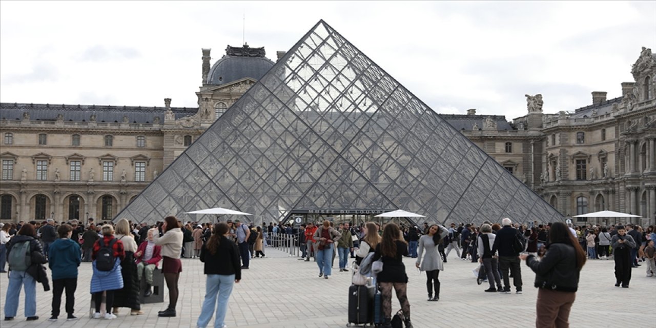 Soyulan Louvre Müzesi hakkında yeni detay! 10 yıl önce yapılmış
