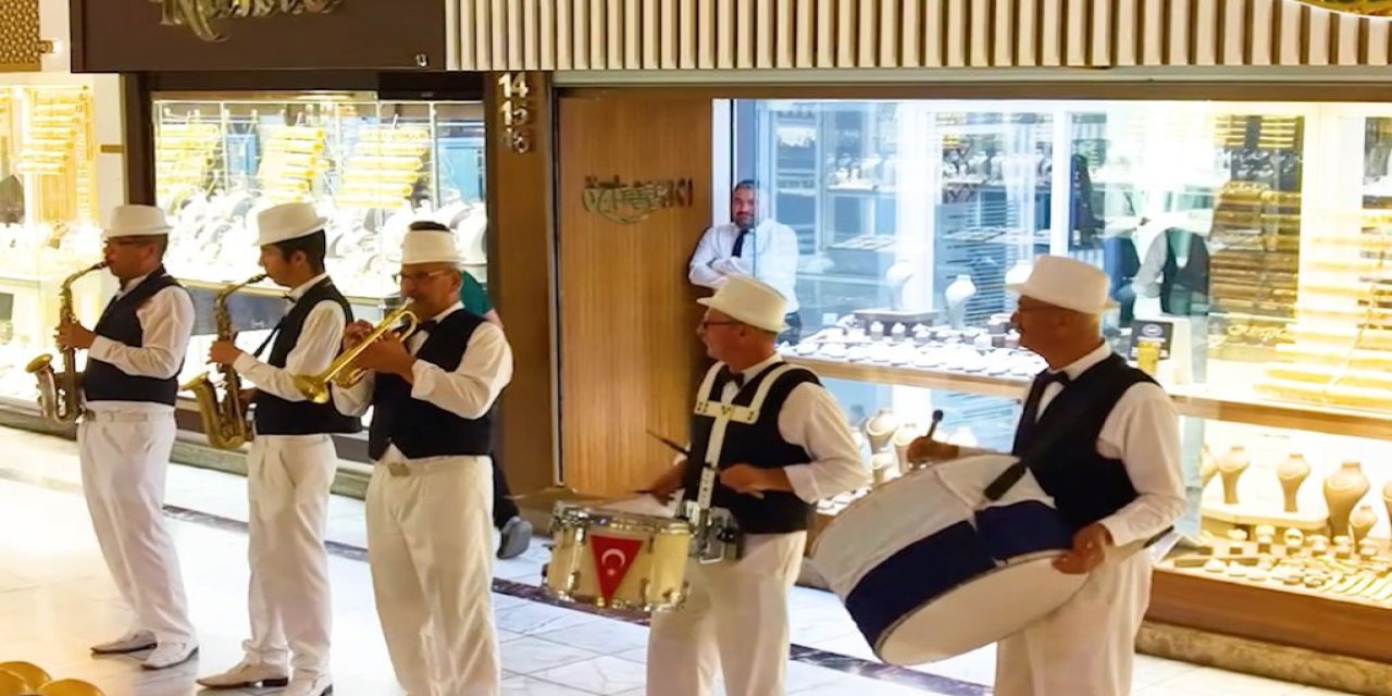 Konya böylesini görmemişti! Zararına altın satmaya başladılar
