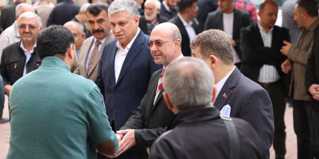 Konya’da Cuma geleneği devam ediyor