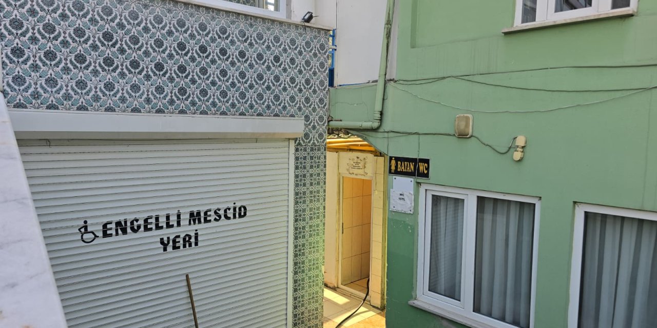 Kadınlar tuvaletinde korkunç olay! Cami görevlisi şok oldu