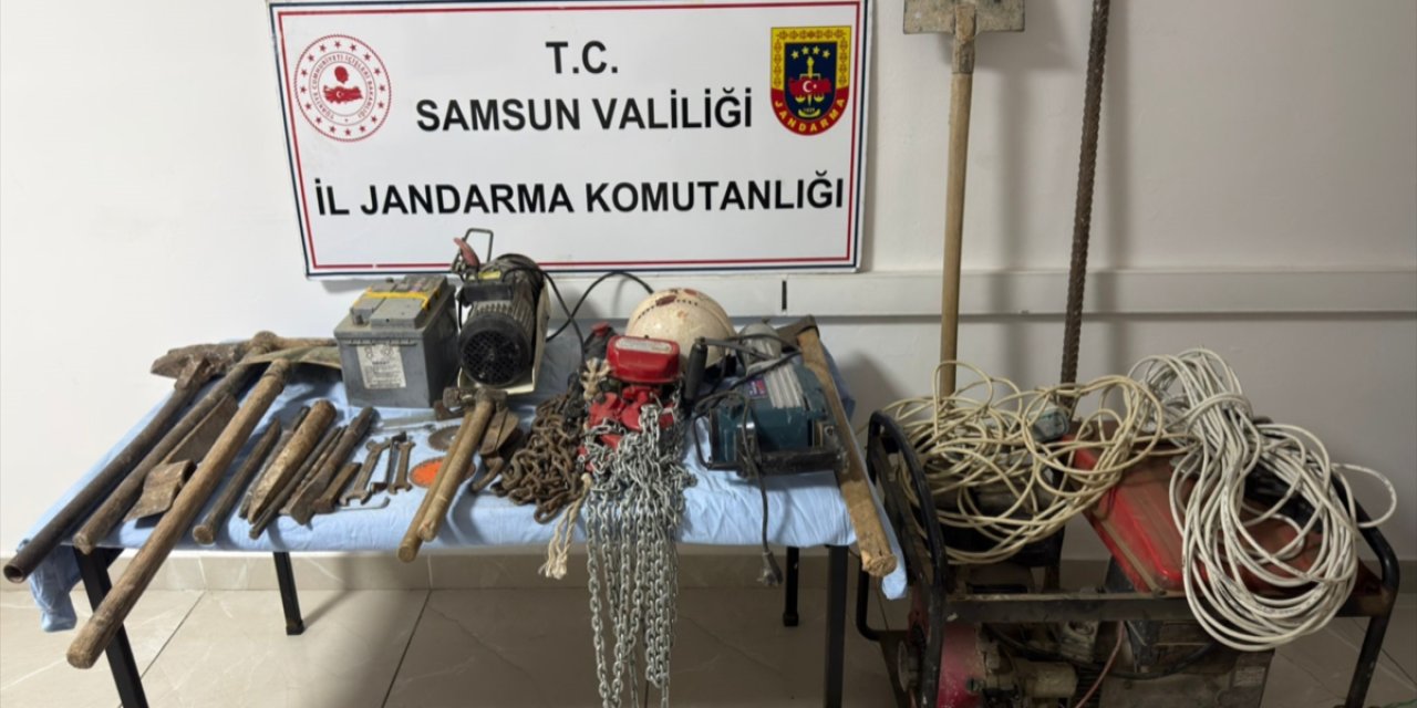 Define macerası kısa sürdü! 4 kişi yakalandı