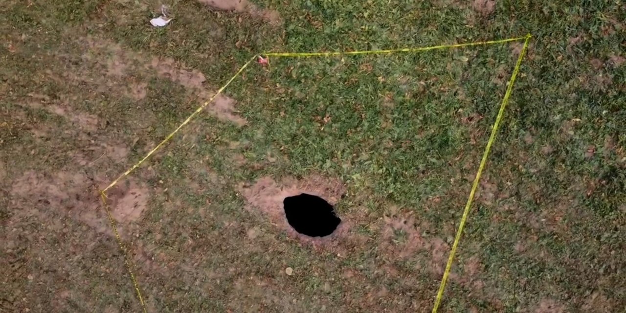 Konya Ovası çöküyor! Pancar tarlasında yeni obruk oluştu