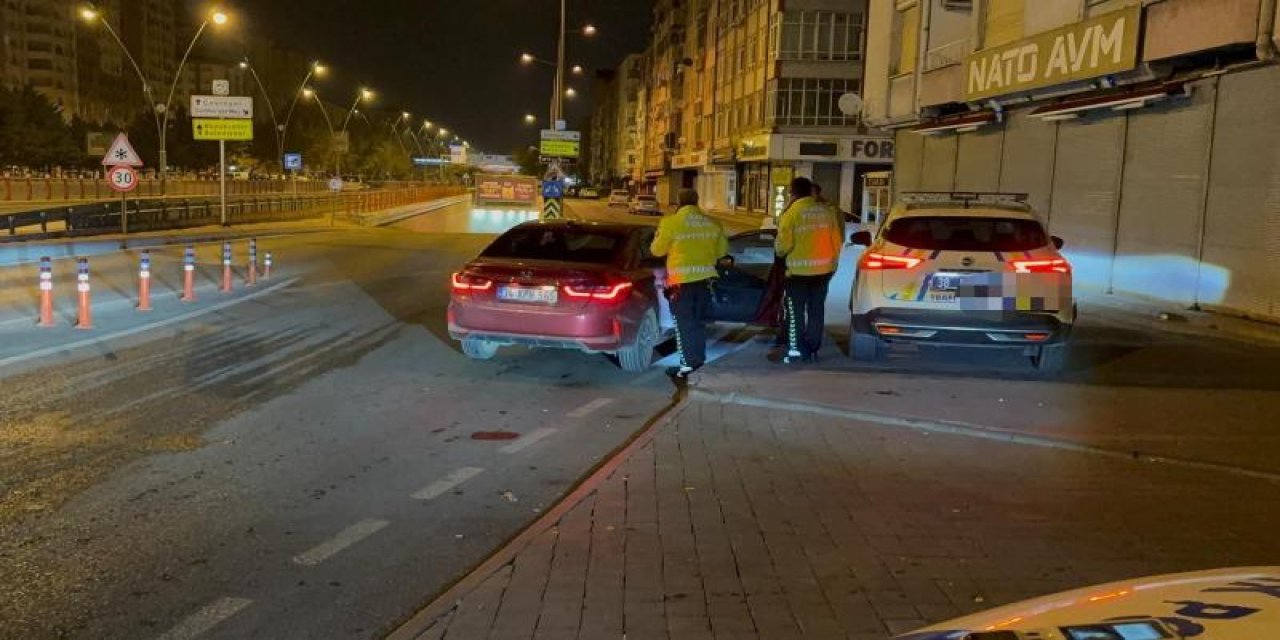 Şaka gibi olay! Ehliyetsiz sürücünün aracını almaya gelen de ehliyetsiz çıktı