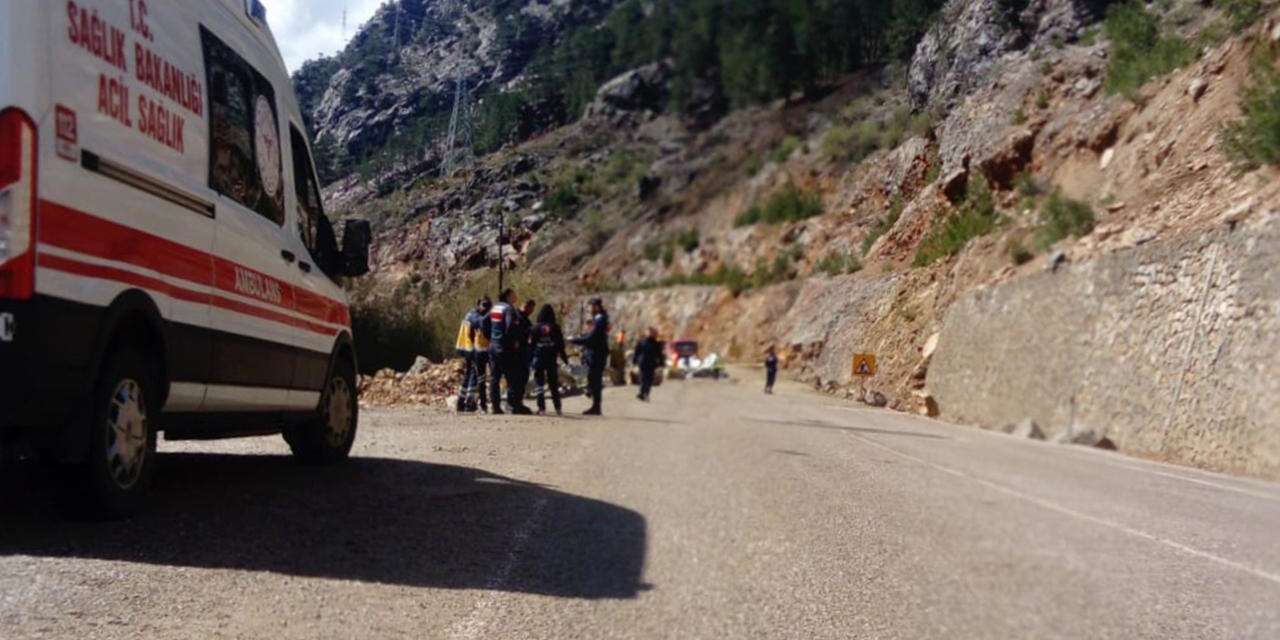 Öğretmenlerin öldüğü yolda tehlikeler bitmiyor