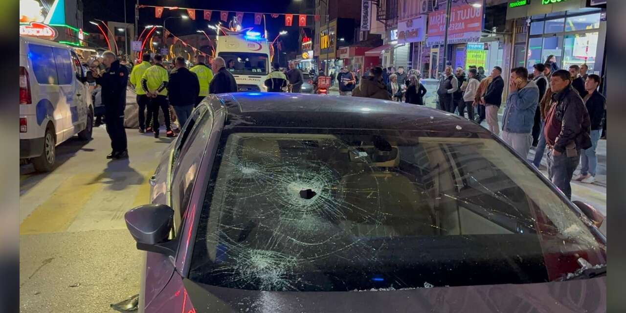 Dehşet saçan alkollü sürücüyü vatandaşlar ele aldı