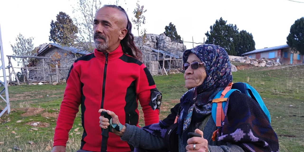 Yaş 79, enerji zirvede! Esme Teyze Konya’nın yükseklerini fethetti
