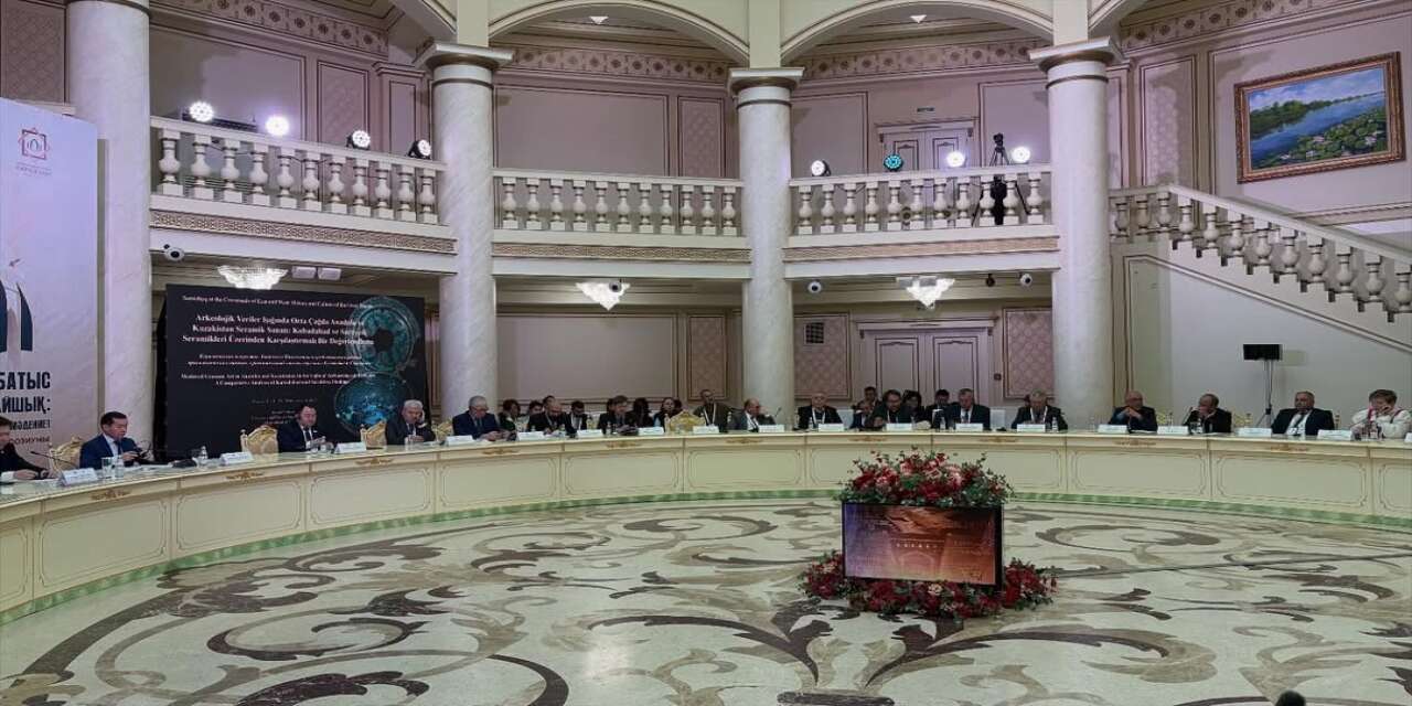 Kubadabad Sarayı, Kazakistan’daki uluslararası sempozyumda