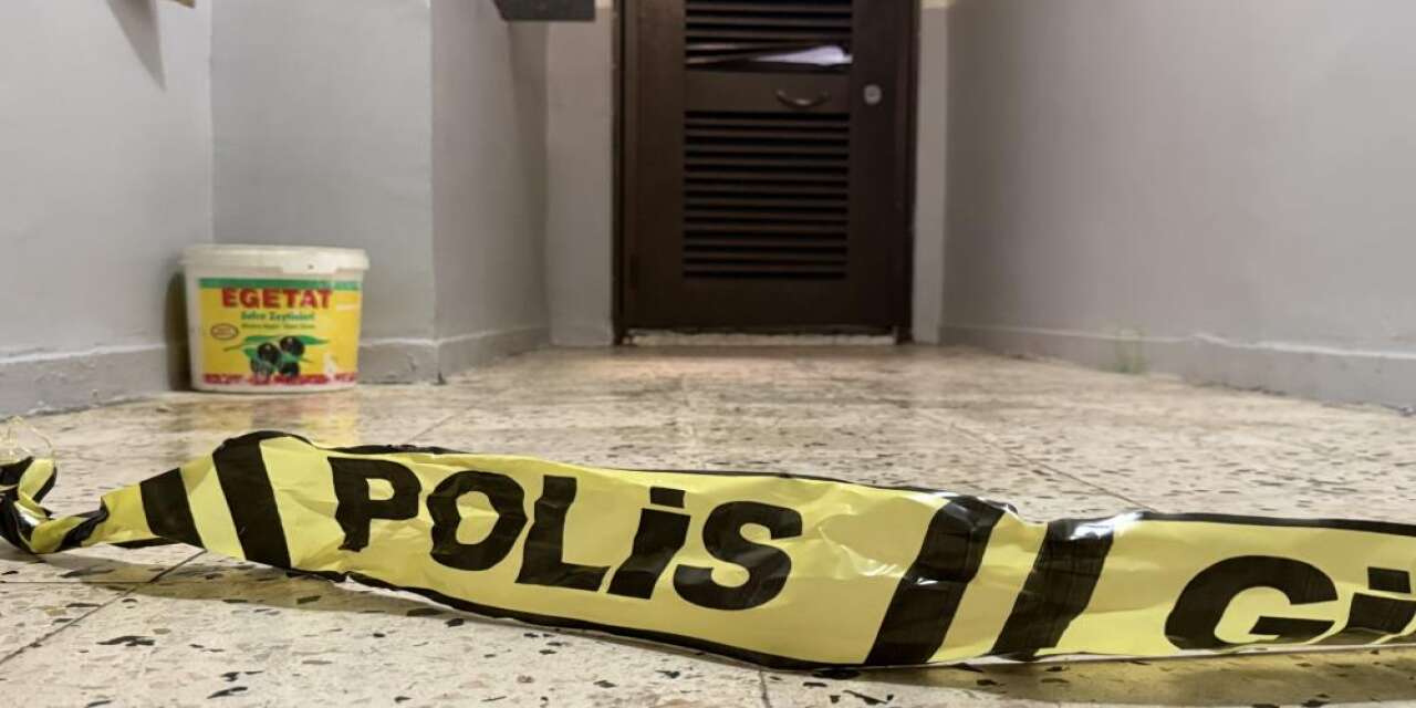Kan donduran olay! Anne ve oğlu yataklarında öldürüldü, zanlı aynı evden çıktı