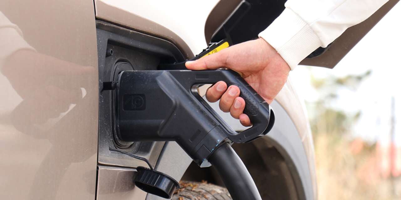 Türkiye’de elektrikli otomobil sayısı rekor artışla 330 bini aştı