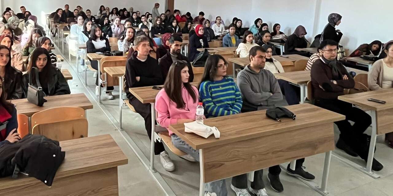 Konya sağlıklı evlilikler için gençleri eğitiyor