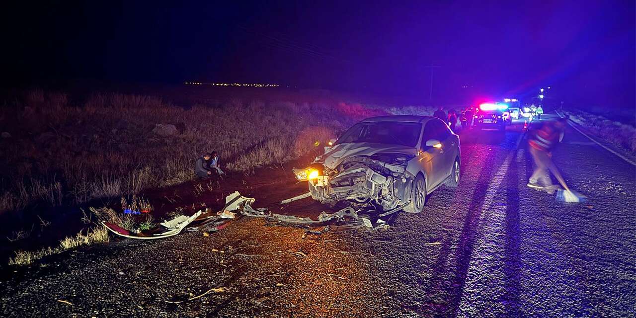 Konya’da otomobil tarım aletine çarptı! 3 kişi yaralandı