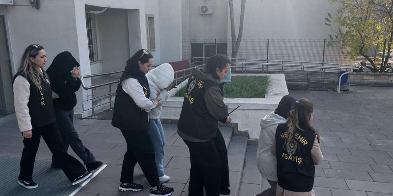 Masaj salonunda fuhuş