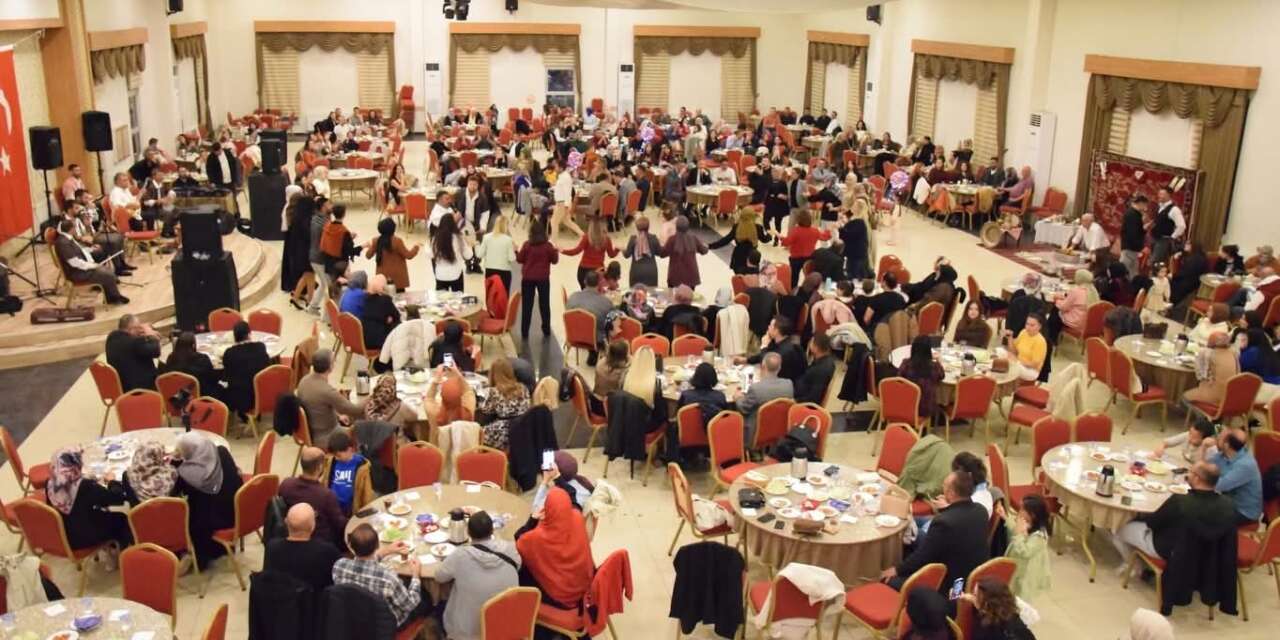 Konya’da öğretmenlere muhteşem gece