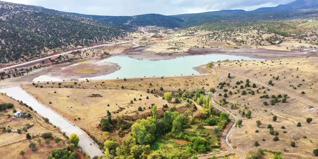 Konya’nın kuruyan gölünde DSİ çalışması