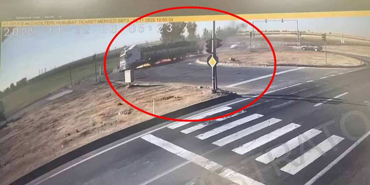 2 TIR ve SUV çarpıştı, kaza sonrası biri alev aldı