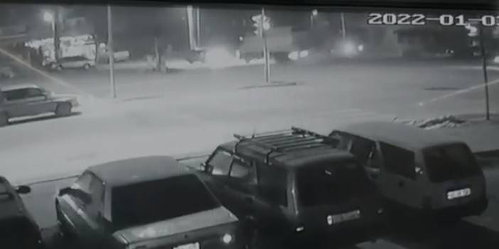 Konya’daki iki kaza anı kameraya yansıdı