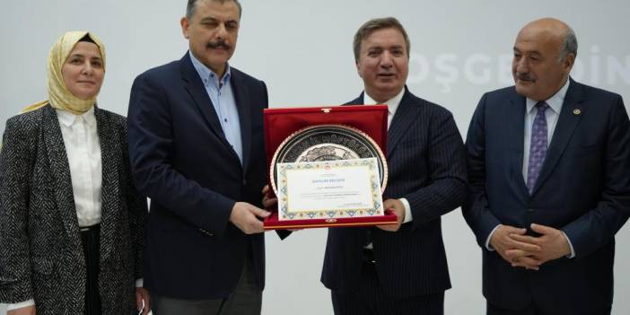 Konyalı Hafız Vali, Hafız Kal yarışmasının şampiyonu oldu