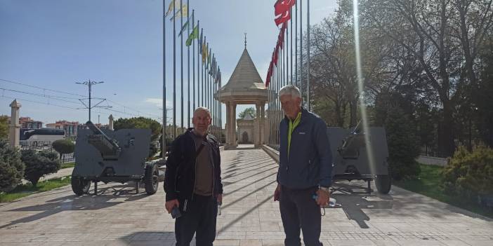 Mekke yolcusu Boşnak ve Arnavut bisikletçilerin Konya molası sona erdi