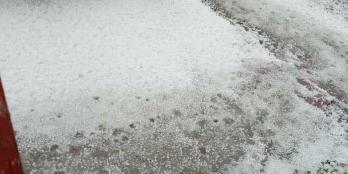 Konya’nın bir ilçesini dolu vurdu