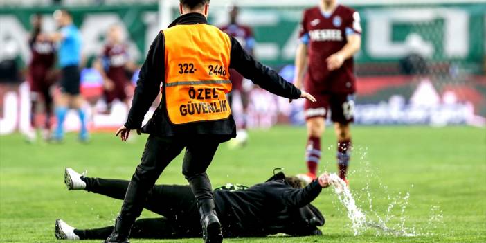 Konyaspor - Trabzonspor maçında gergin anlar