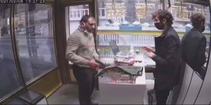 Konya’da kuyumcu soygunu kamerada! Sahte altınları gerçek sanıp çaldı