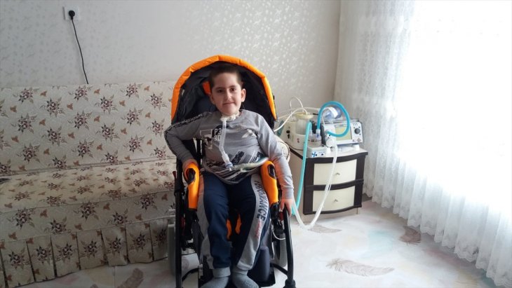 Konya'da küçük Tunahan'ın 'engelli aracı' hayali gerçek oldu
