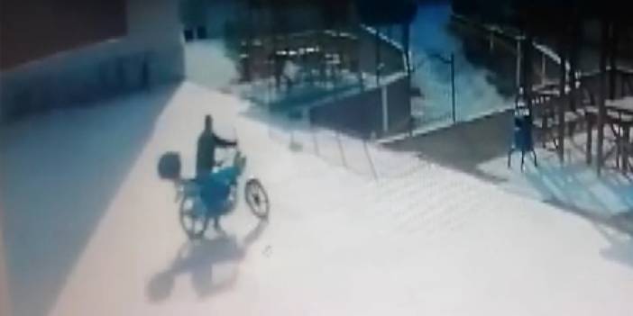 Konya'da yemek siparişi getiren kuryenin motoru böyle çalındı