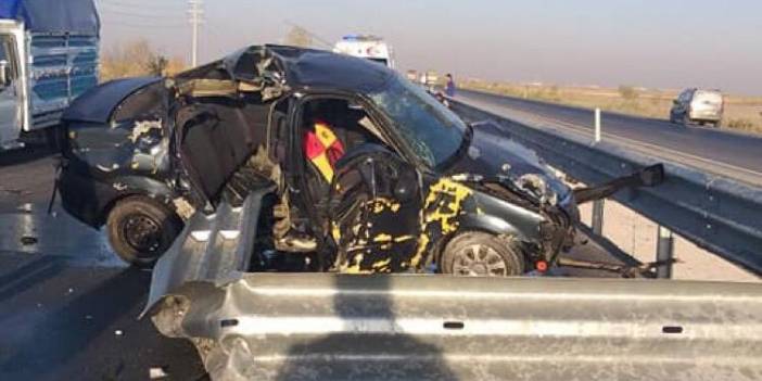 Konya’da bariyer otomobile ok gibi saplandı: 1 ölü, 2 yaralı