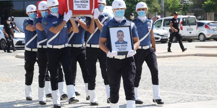 Konya şehidine veda etti