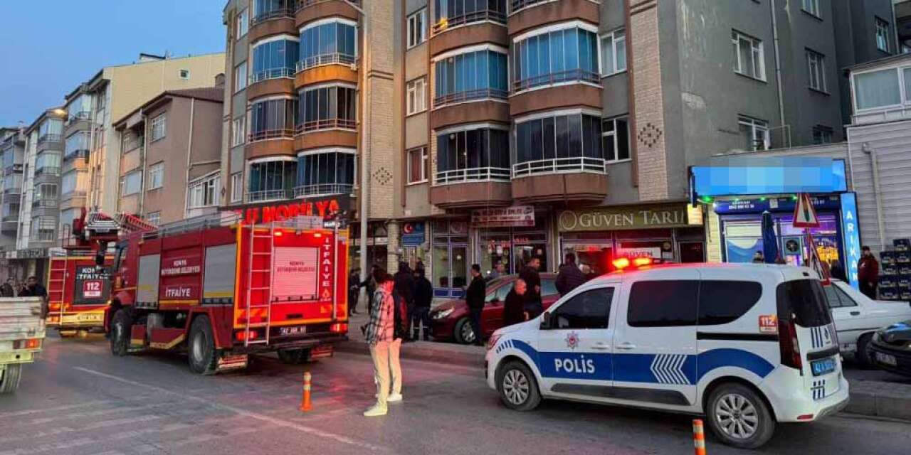 Konya’da apartman dairesinde yangın paniği