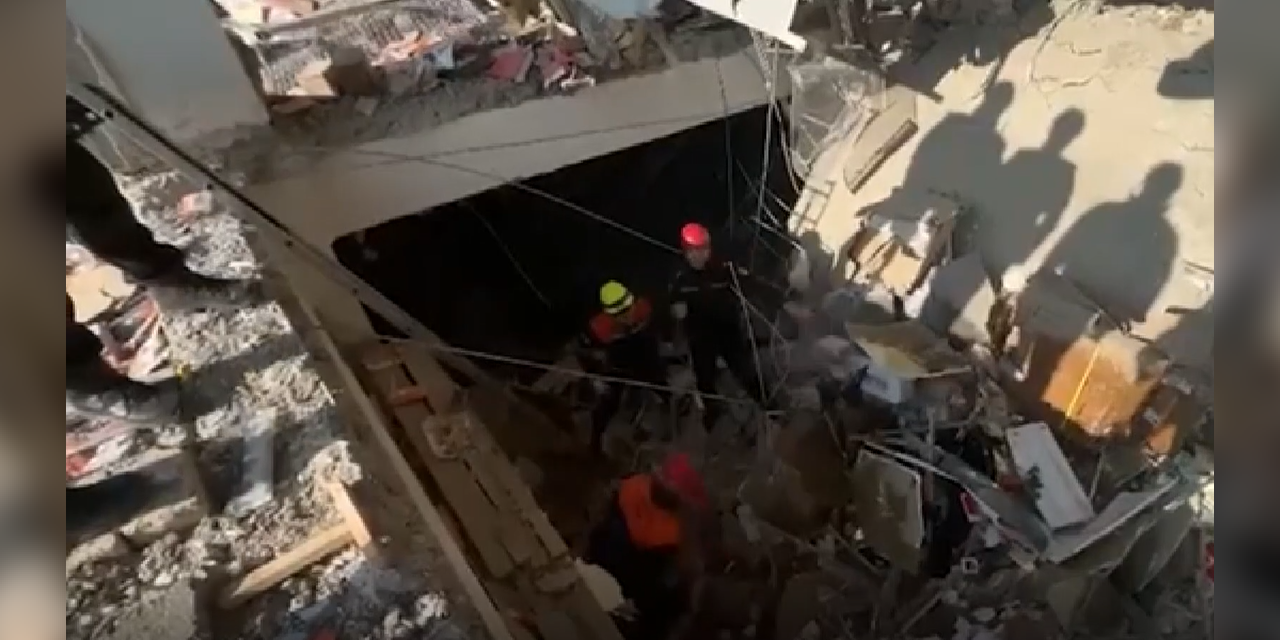 5 katlı iş merkezinde patlama! Kurtarma çalışmaları başladı