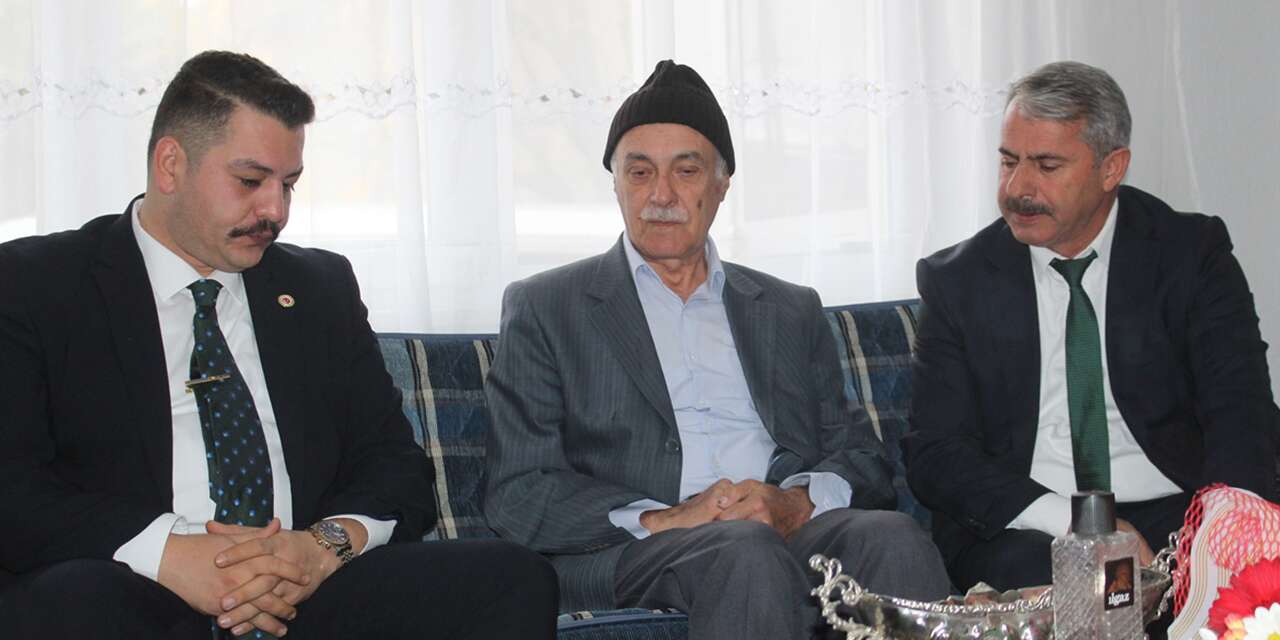 Konya’da şehit öğretmenin ailesine ziyaret