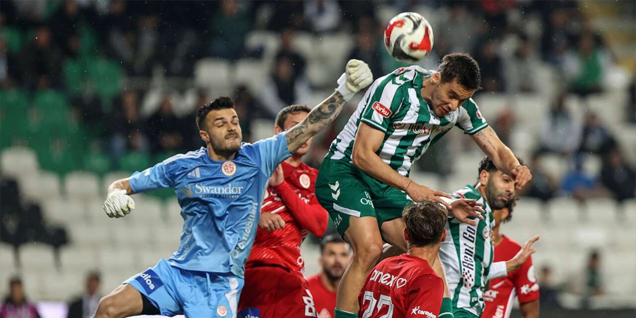 Konyaspor Antalyaspor'u ağırladı, gol sesi çıkmadı