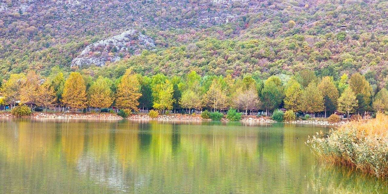 Konya’nın cennet köşesi sonbahar renkleriyle büyülüyor