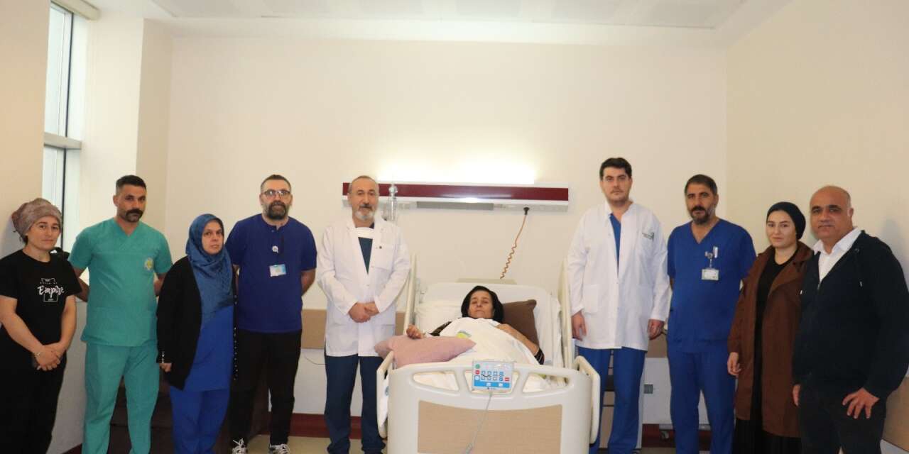 Doktorları bile şok etti! Karnından 15 kilo çıktı