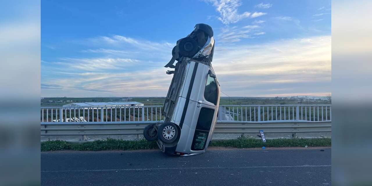 Gören gözlerine inanamadı! Kaza yapan araç bu halde durdu