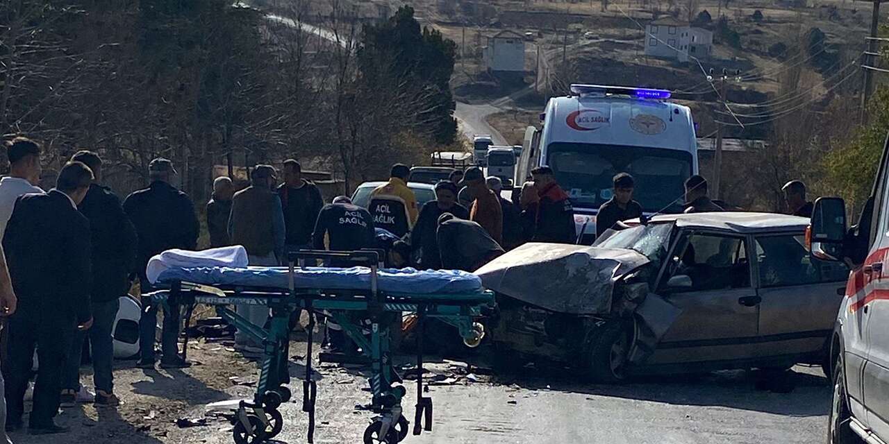 Konya’da eski belediye başkanı kaza geçirdi