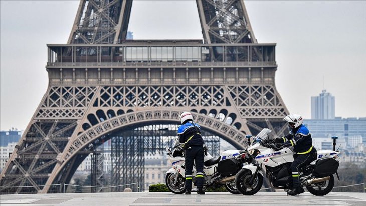 Fransa'da Kovid-19 nedeniyle ölenlerin sayısı 3 bini aştı