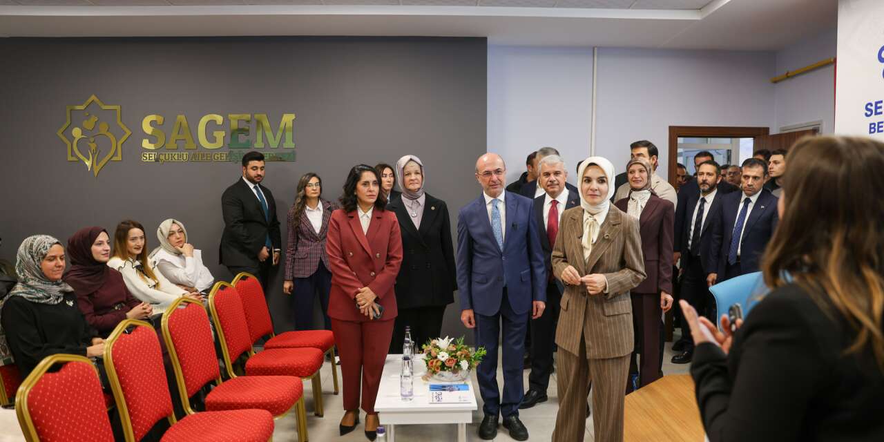 Bakan Göktaş, Konya’daki merkezi Türkiye’ye örnek gösterdi