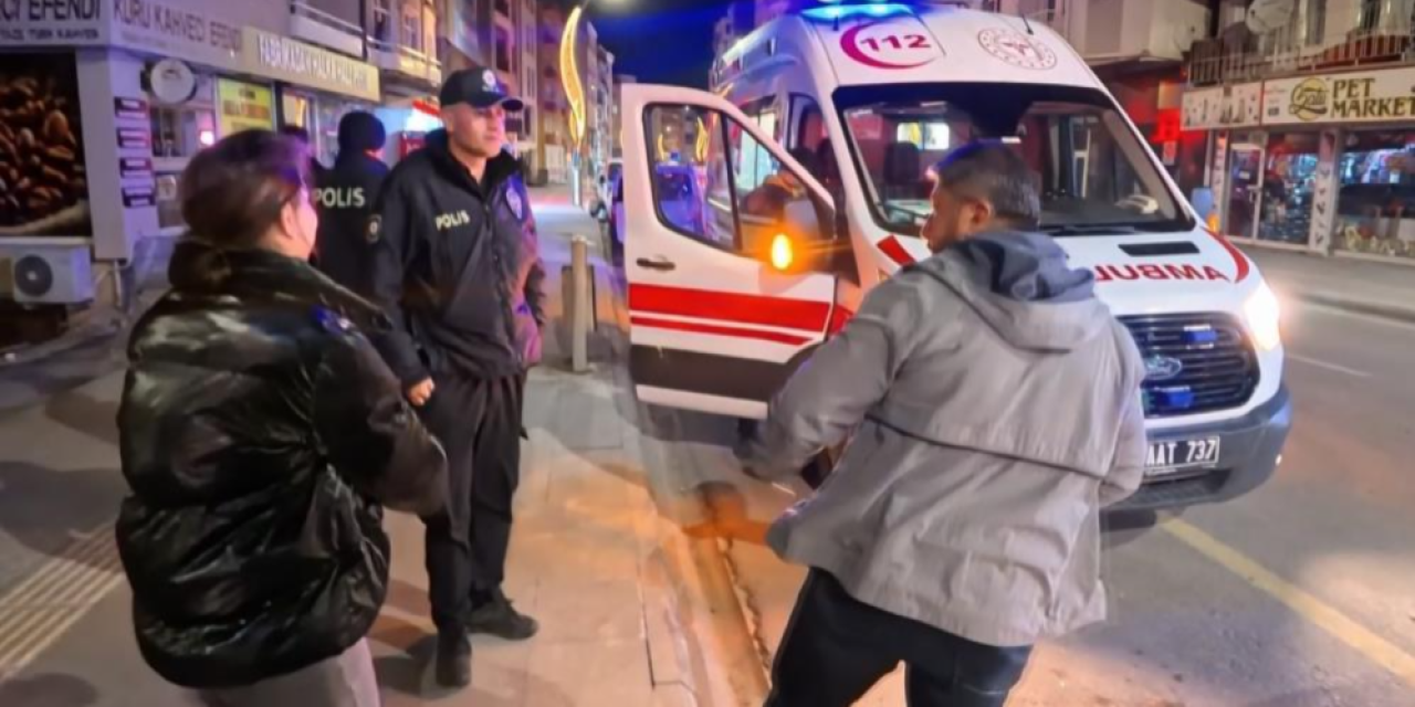 Kıskançlık krizi kanlı bitti! Genç kadın “rakibini” bıçakladı